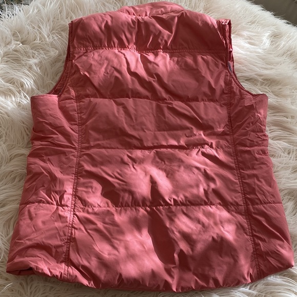 VINEYARD VINES puffed vest - Picture 9 of 15